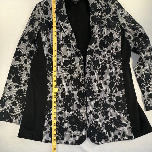 Slim Factor by Investments - Black and White Floral Lace Blazer Size M - Picture 10 of 11